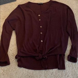 long sleeve maroon buttons with tie shirt